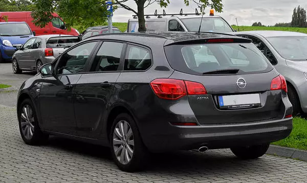 OPEL Astra Sports Tourer 1.4dm3 benzyna P-J/SW BC11 1A05A8ANFMB5